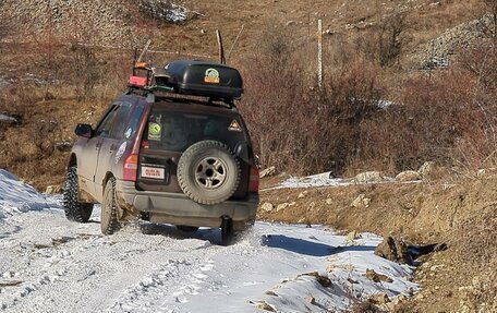 Chevrolet Tracker II, 2000 год, 490 000 рублей, 4 фотография