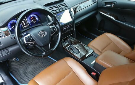 Toyota Camry, 2017 год, 2 190 000 рублей, 7 фотография