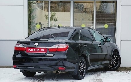 Toyota Camry, 2017 год, 2 190 000 рублей, 3 фотография