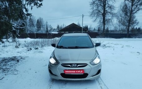 Hyundai Solaris II рестайлинг, 2011 год, 510 000 рублей, 1 фотография