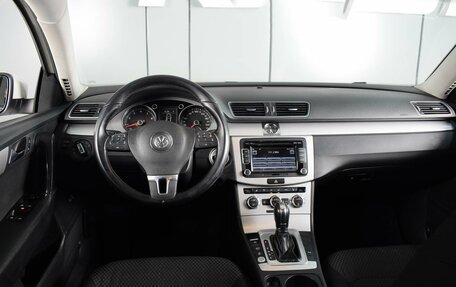 Volkswagen Passat B7, 2012 год, 1 470 000 рублей, 6 фотография