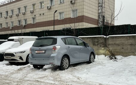 Toyota Verso I, 2011 год, 875 000 рублей, 2 фотография