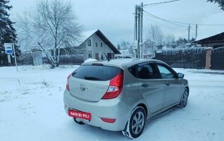 Hyundai Solaris II рестайлинг, 2011 год, 510 000 рублей, 6 фотография