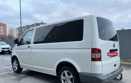 Volkswagen Transporter T5 рестайлинг, 2007 год, 1 050 000 рублей, 4 фотография