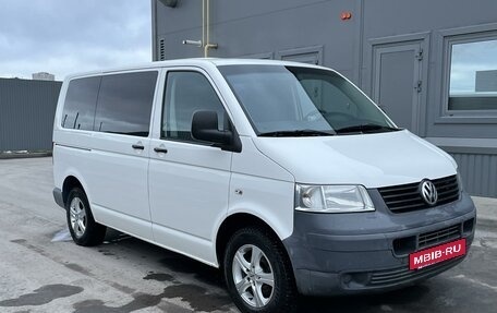 Volkswagen Transporter T5 рестайлинг, 2007 год, 1 050 000 рублей, 8 фотография