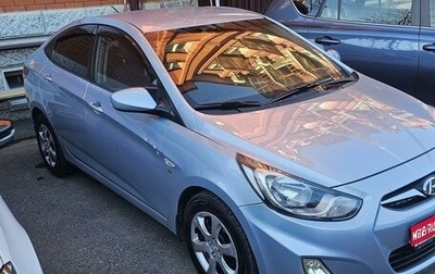 Hyundai Solaris II рестайлинг, 2012 год, 1 050 000 рублей, 1 фотография