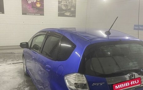 Honda Fit III, 2010 год, 850 000 рублей, 4 фотография