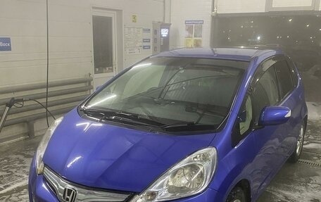 Honda Fit III, 2010 год, 850 000 рублей, 7 фотография