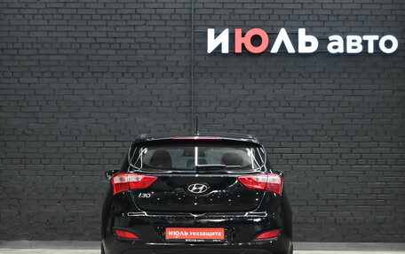 Hyundai i30 II рестайлинг, 2013 год, 990 000 рублей, 5 фотография