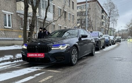 BMW 5 серия, 2019 год, 3 890 000 рублей, 14 фотография