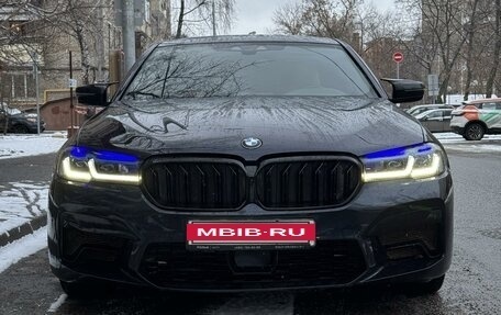 BMW 5 серия, 2019 год, 3 890 000 рублей, 13 фотография