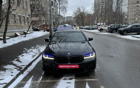 BMW 5 серия, 2019 год, 3 890 000 рублей, 15 фотография