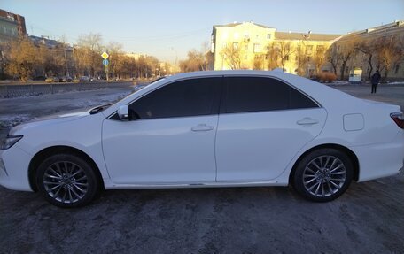 Toyota Camry, 2012 год, 1 890 000 рублей, 2 фотография