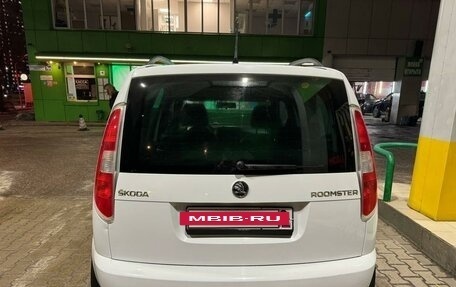 Skoda Roomster, 2014 год, 980 000 рублей, 4 фотография