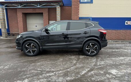 Nissan Qashqai, 2017 год, 1 695 000 рублей, 2 фотография