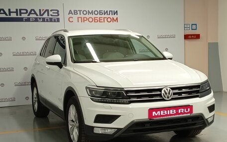 Volkswagen Tiguan II, 2017 год, 2 149 000 рублей, 3 фотография