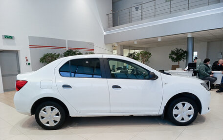 Renault Logan II, 2017 год, 794 000 рублей, 4 фотография