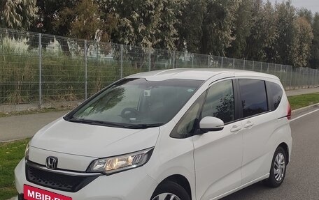 Honda Freed II, 2019 год, 2 150 000 рублей, 10 фотография