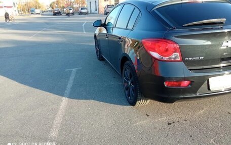 Chevrolet Cruze II, 2014 год, 930 000 рублей, 3 фотография