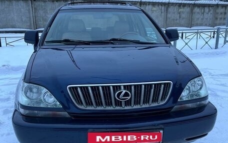 Lexus RX IV рестайлинг, 2002 год, 730 000 рублей, 3 фотография