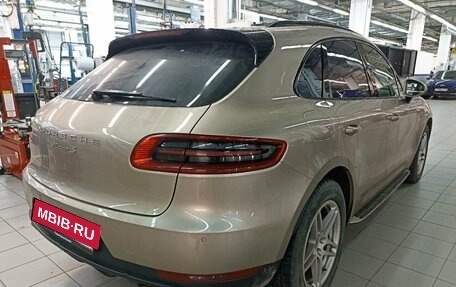 Porsche Macan I рестайлинг, 2016 год, 3 697 000 рублей, 4 фотография