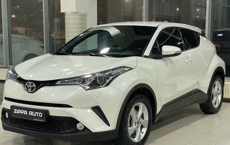 Toyota C-HR I рестайлинг, 2019 год, 2 599 000 рублей, 3 фотография