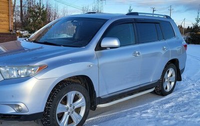 Toyota Highlander III, 2012 год, 1 950 000 рублей, 1 фотография