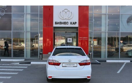 Toyota Camry, 2017 год, 2 450 000 рублей, 10 фотография