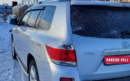 Toyota Highlander III, 2012 год, 1 950 000 рублей, 6 фотография