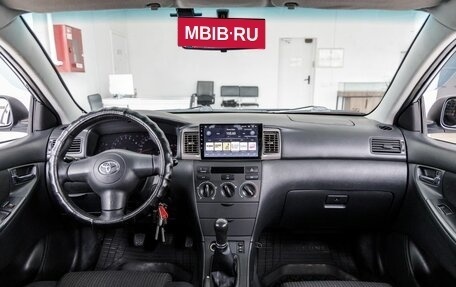 Toyota Corolla, 2005 год, 649 000 рублей, 24 фотография