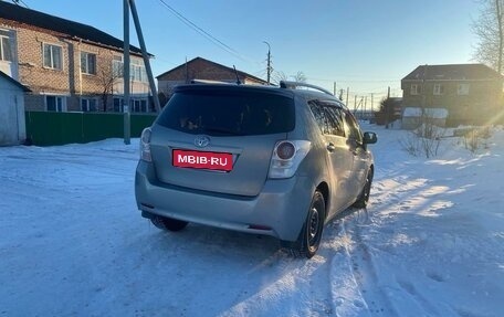 Toyota Verso I, 2011 год, 1 050 000 рублей, 1 фотография