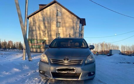 Toyota Verso I, 2011 год, 1 050 000 рублей, 12 фотография