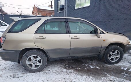 Toyota Harrier, 2002 год, 700 000 рублей, 8 фотография