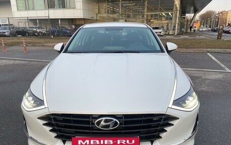 Hyundai Sonata VIII, 2021 год, 2 750 000 рублей, 10 фотография