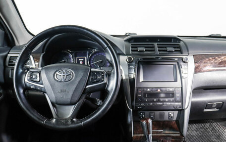 Toyota Camry, 2015 год, 1 550 000 рублей, 12 фотография