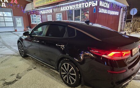 KIA Optima IV, 2018 год, 2 300 000 рублей, 5 фотография