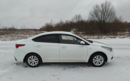 Hyundai Solaris II рестайлинг, 2018 год, 1 380 000 рублей, 4 фотография