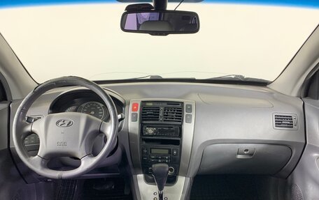 Hyundai Tucson III, 2005 год, 667 000 рублей, 13 фотография