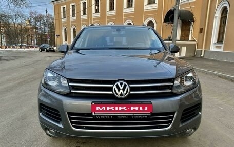 Volkswagen Touareg III, 2012 год, 2 750 000 рублей, 3 фотография