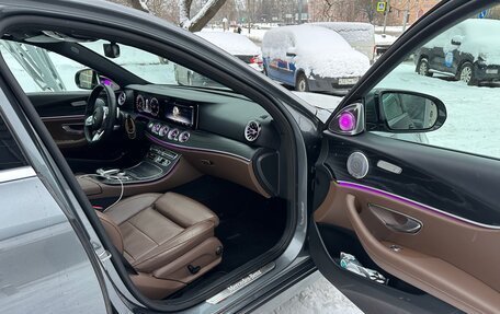 Mercedes-Benz E-Класс, 2019 год, 3 550 000 рублей, 22 фотография