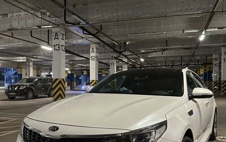 KIA Optima IV, 2018 год, 2 220 000 рублей, 9 фотография