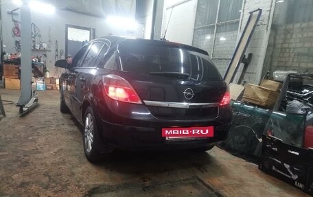 Opel Astra H, 2011 год, 600 000 рублей, 4 фотография