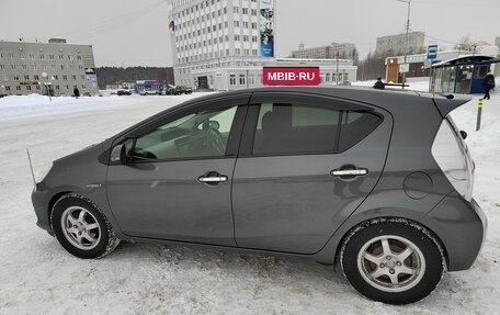 Toyota Aqua I, 2013 год, 1 170 000 рублей, 14 фотография