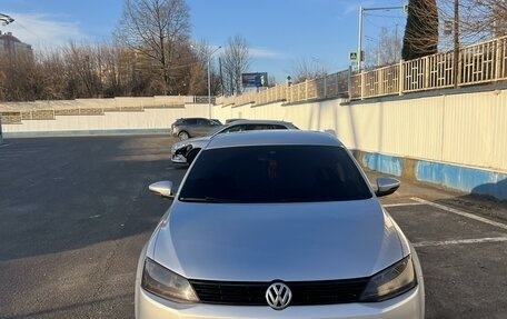 Volkswagen Jetta VI, 2013 год, 1 070 000 рублей, 3 фотография