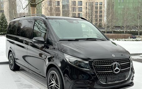 Mercedes-Benz V-Класс, 2024 год, 17 500 000 рублей, 14 фотография