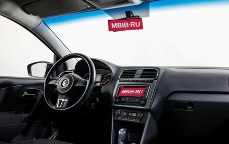 Volkswagen Polo VI (EU Market), 2014 год, 900 000 рублей, 9 фотография