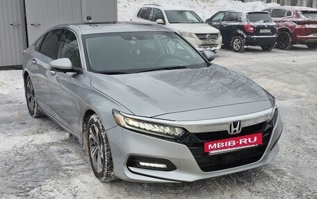 Honda Accord IX рестайлинг, 2019 год, 3 290 000 рублей, 2 фотография