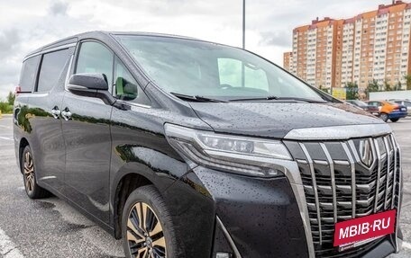 Toyota Alphard III, 2021 год, 6 800 000 рублей, 2 фотография