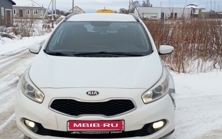 KIA cee'd III, 2014 год, 549 999 рублей, 3 фотография