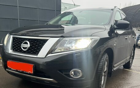 Nissan Pathfinder, 2015 год, 2 135 000 рублей, 24 фотография